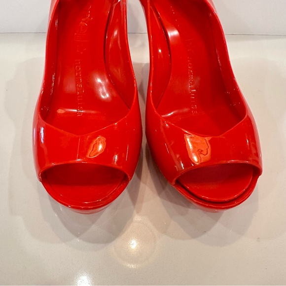Kartell Red Rubber Wedge Heels Sz 40 Norma Luisa Slingback Shoes Pumps - Picture 3 of 10